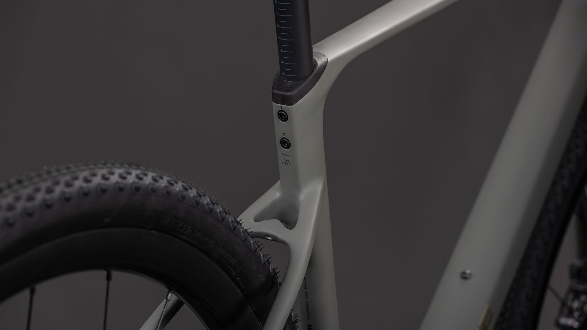 515_130300_D_02.jpg 515_130300_D_02.jpg