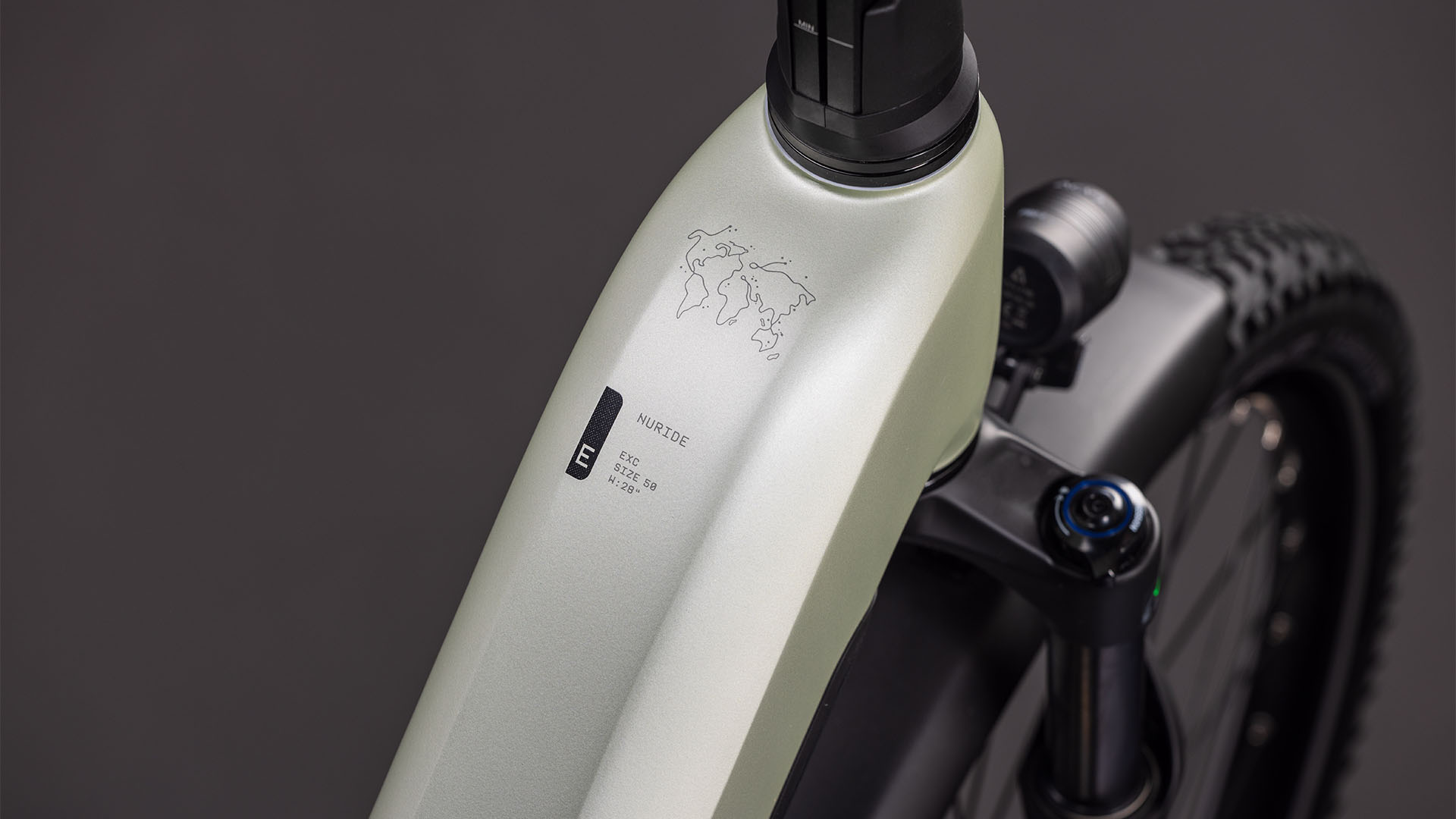 573_110302_D_00-1.jpg 573_110302_D_00-1.jpg