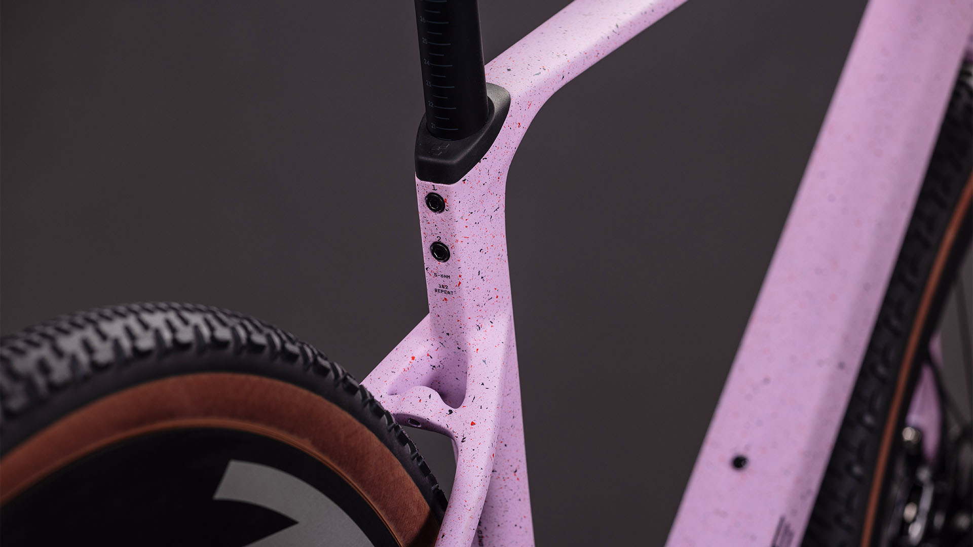 575_130510_D_02.jpg 575_130510_D_02.jpg