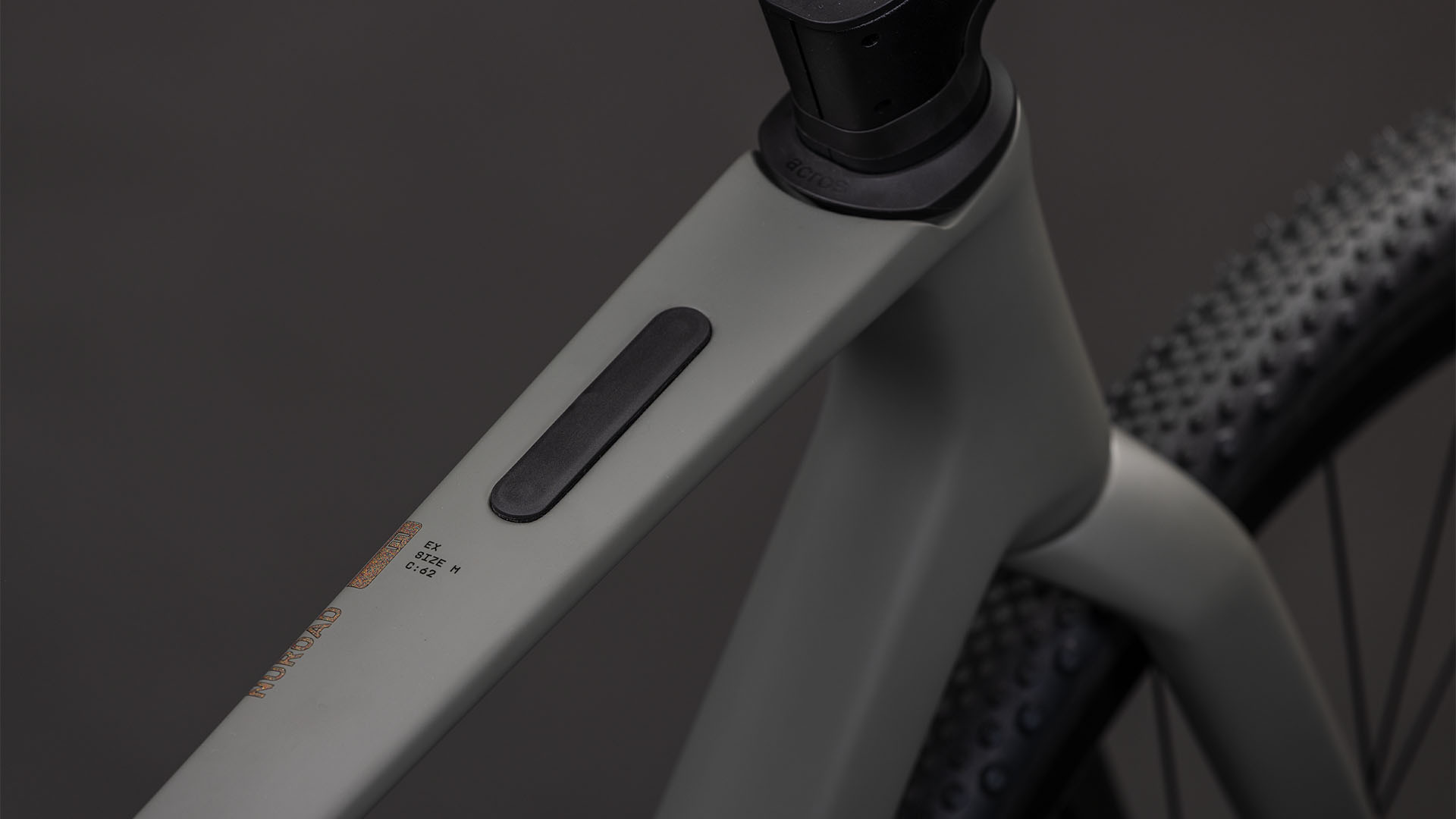 673_130300_D_00.jpg 673_130300_D_00.jpg