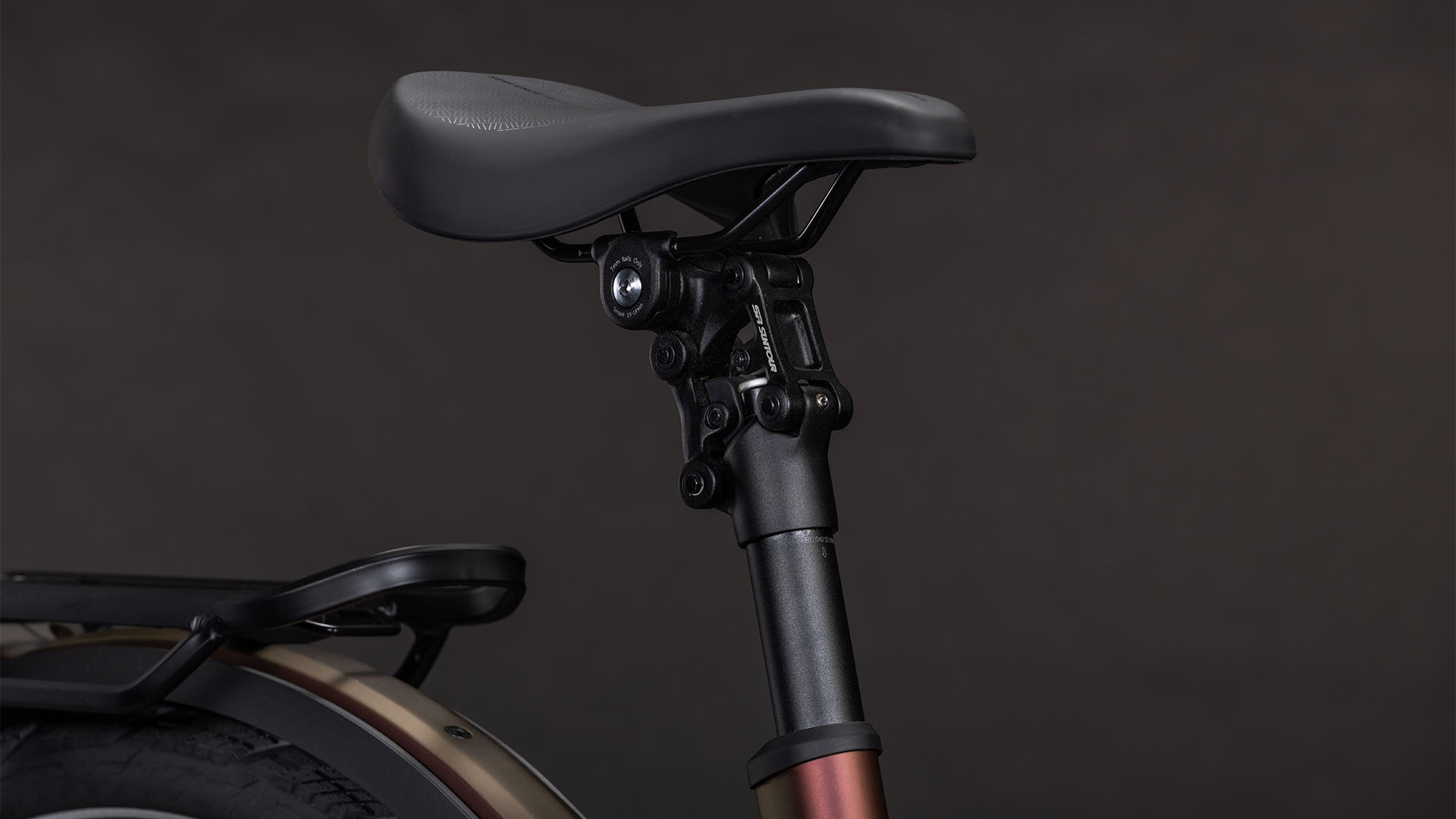 698_112212_D_03.jpg 698_112212_D_03.jpg